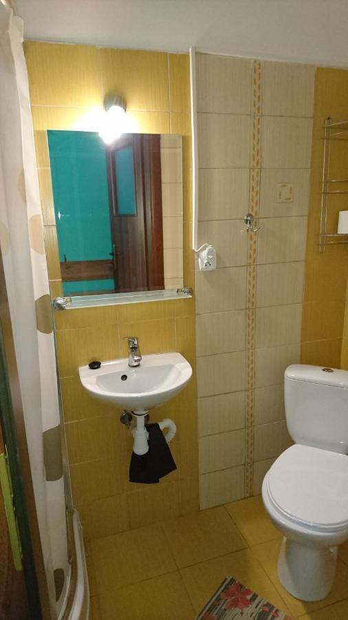 Hotelik Warmia -Pensjonat, Hostel Lidzbark Warmiński Buitenkant foto