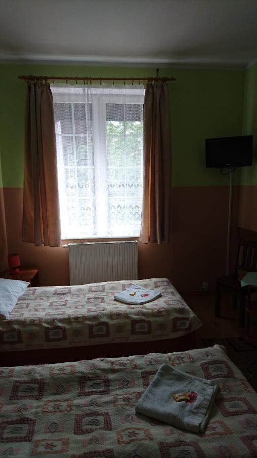 Hotelik Warmia -Pensjonat, Hostel Lidzbark Warmiński Buitenkant foto