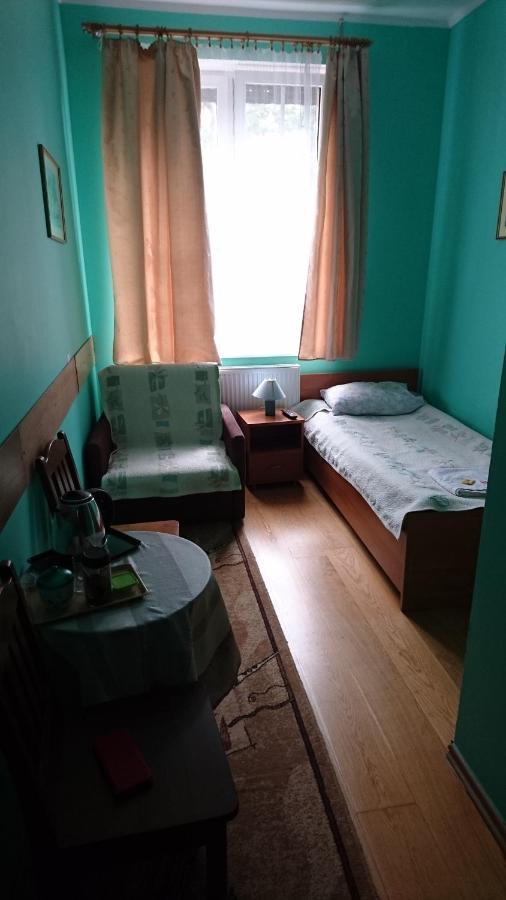 Hotelik Warmia -Pensjonat, Hostel Lidzbark Warmiński Buitenkant foto