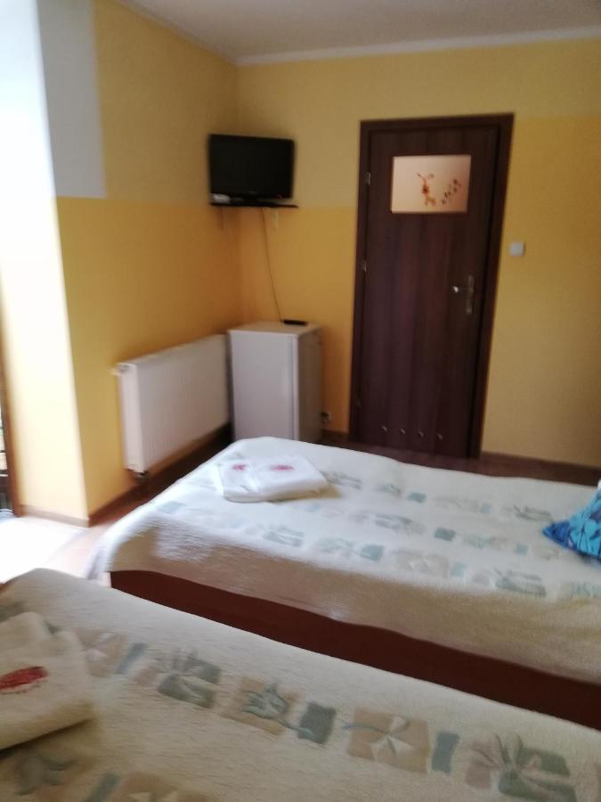 Hotelik Warmia -Pensjonat, Hostel Lidzbark Warmiński Buitenkant foto